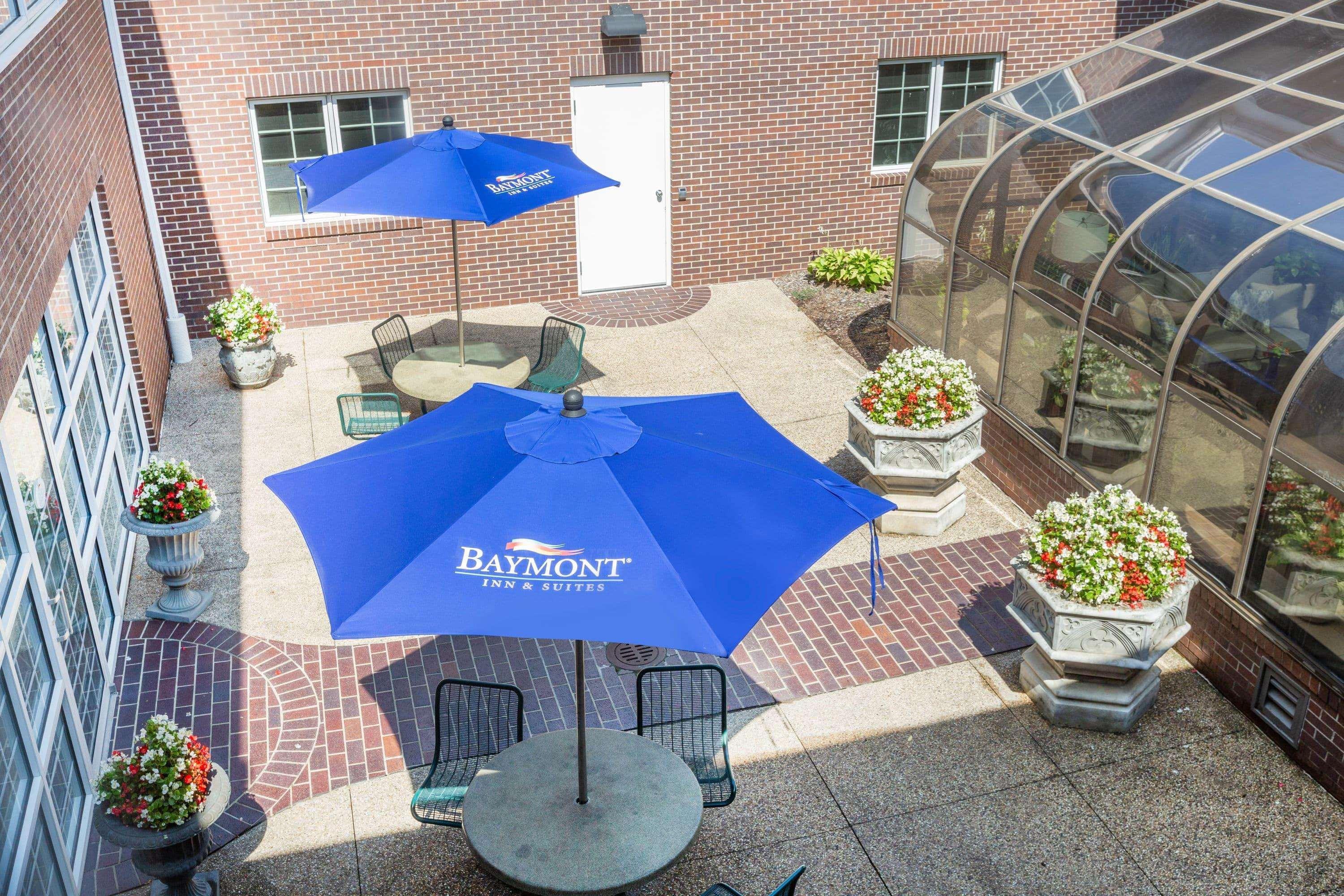 Baymont By Wyndham Des Moines Airport Hotel Buitenkant foto