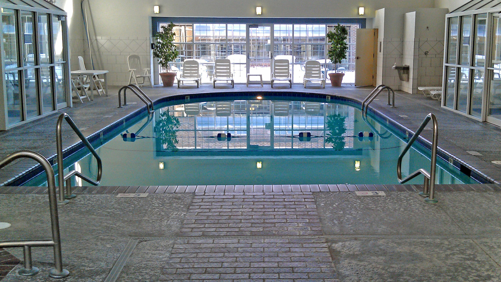 Baymont By Wyndham Des Moines Airport Hotel Buitenkant foto