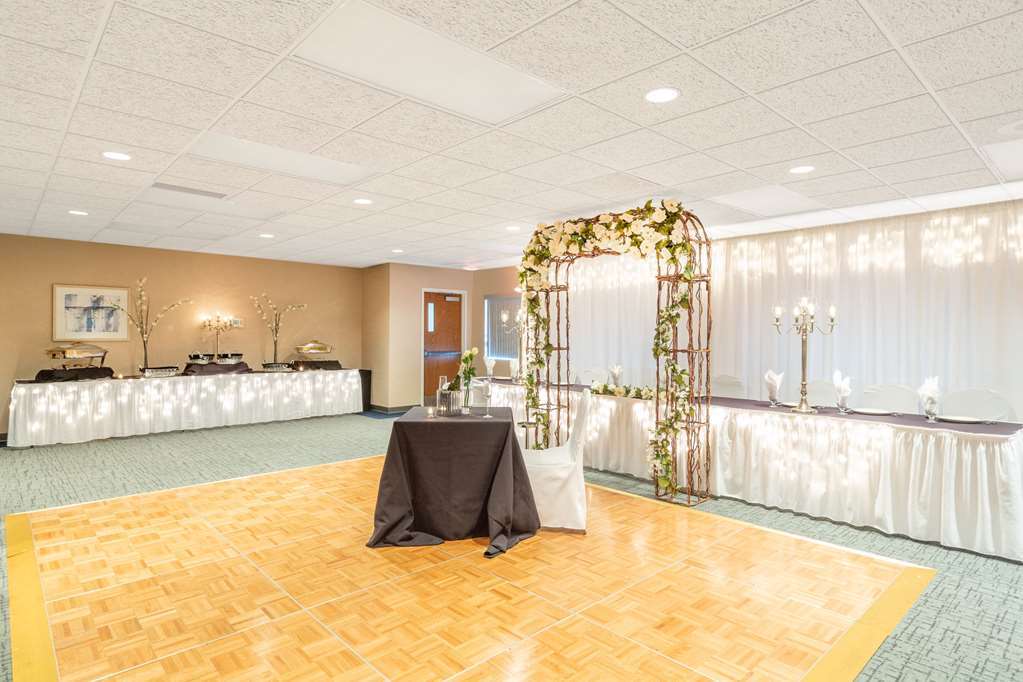 Baymont By Wyndham Des Moines Airport Hotel Faciliteiten foto